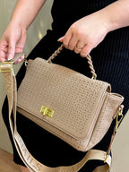 Bolsa Modelo Elegante de Mão - Snails