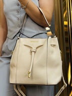 Bolsa Mão Pavão de Ouro